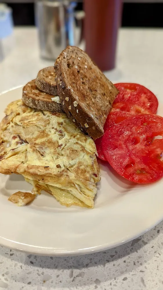 Apple Bacon and Brie Omelette